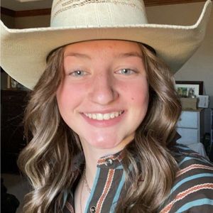 Meet your Posher, Ryann